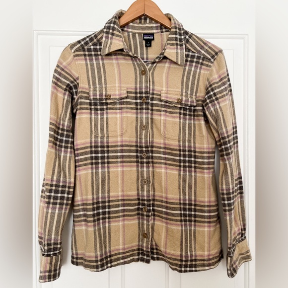 Patagonia Womens Organic Cotton Midweight Fjord Flannel Shirt Pockets Tan Sz‎ 2 - Picture 1 of 6